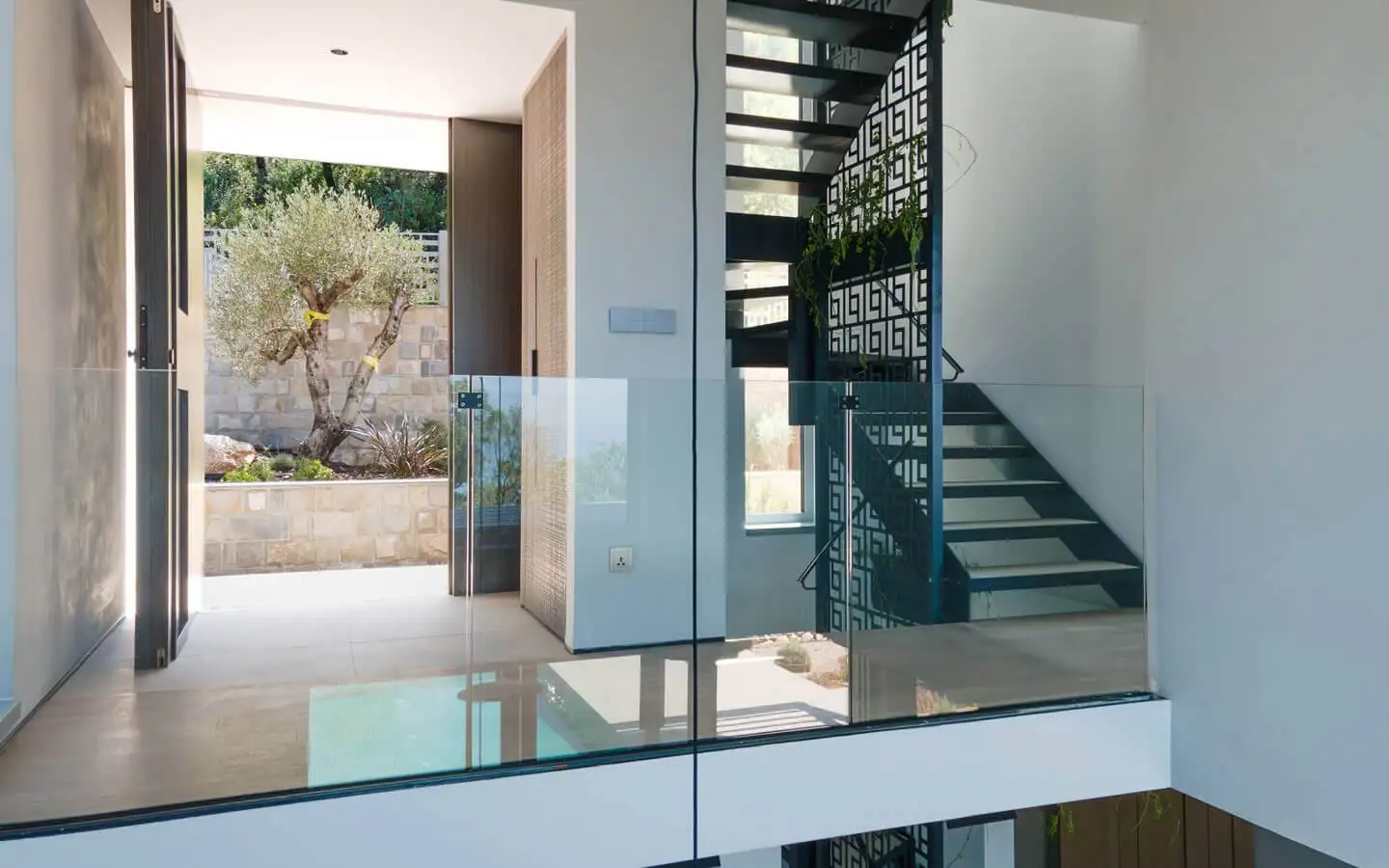 Villa 227m² in Montenegro, Tudorovici. Priced at 850000€ rent photo-15