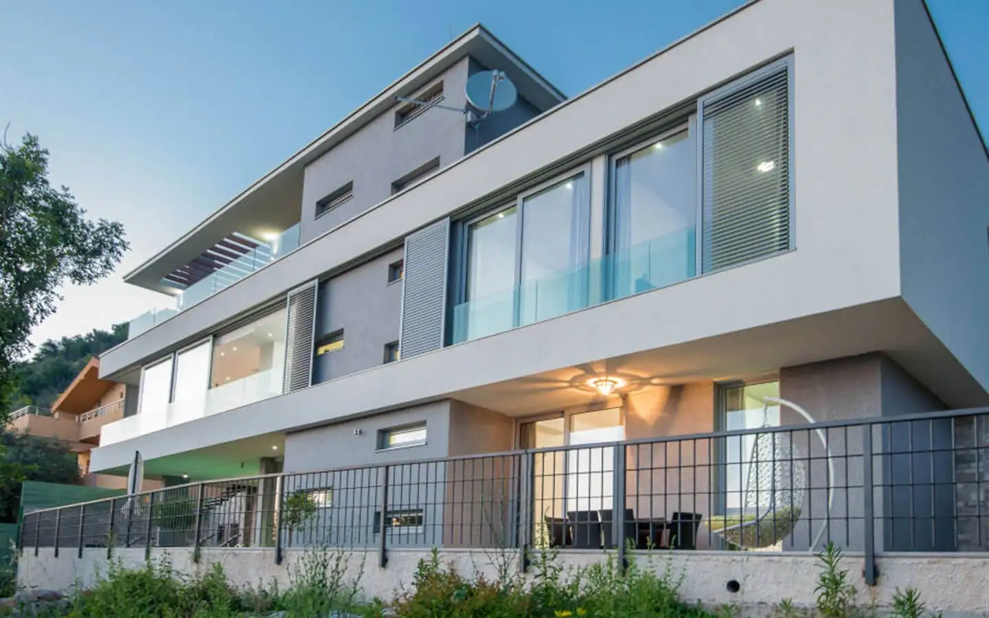 Villa 250m² in Montenegro, Kotor. Priced at 895000€ rent photo-3