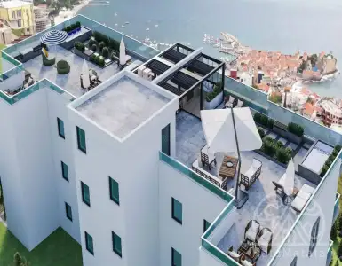 Buy in Montenegro for 307350€
