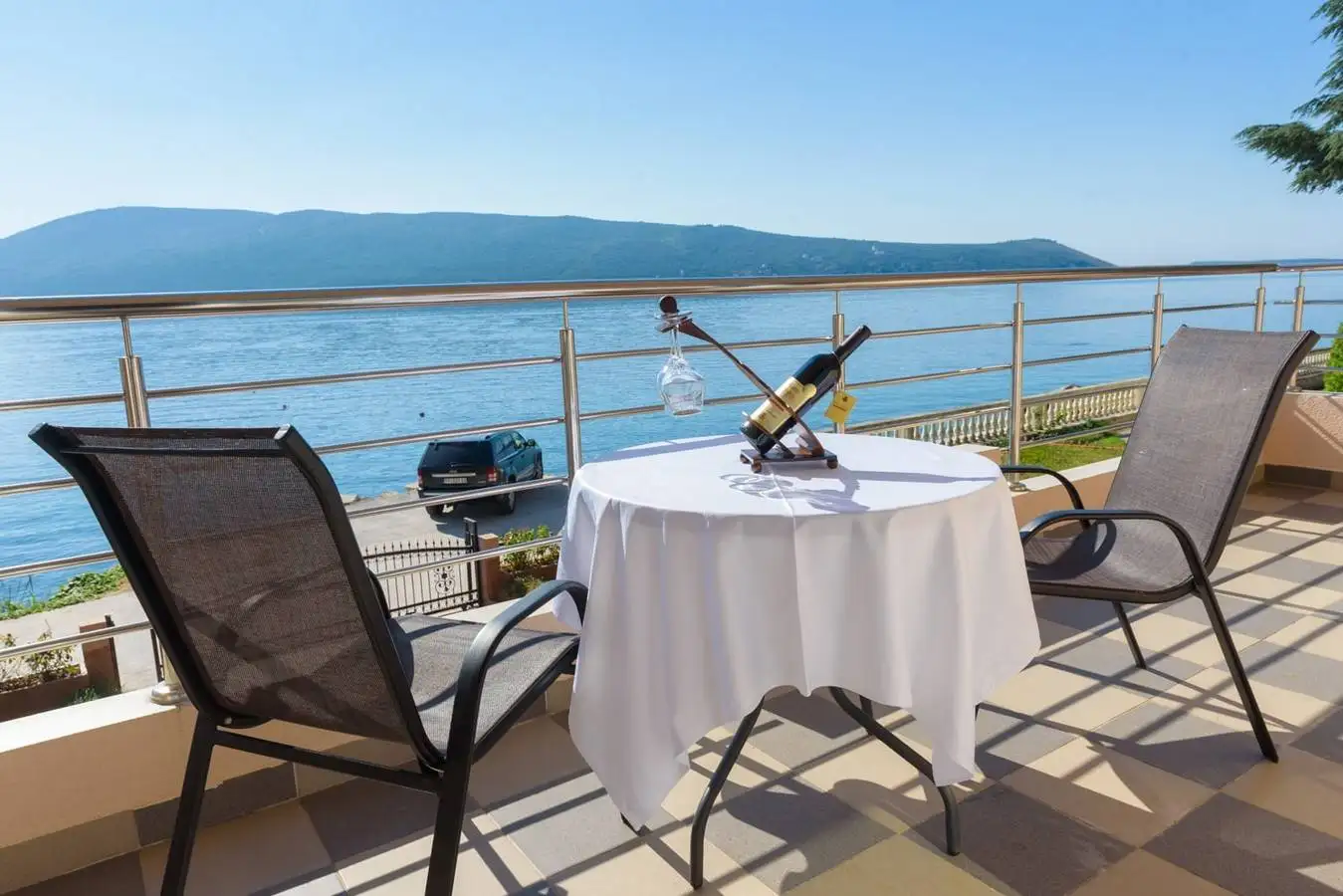 Hotels 1172m² in Montenegro, Meljine. Priced at 4500000€ rent photo-4