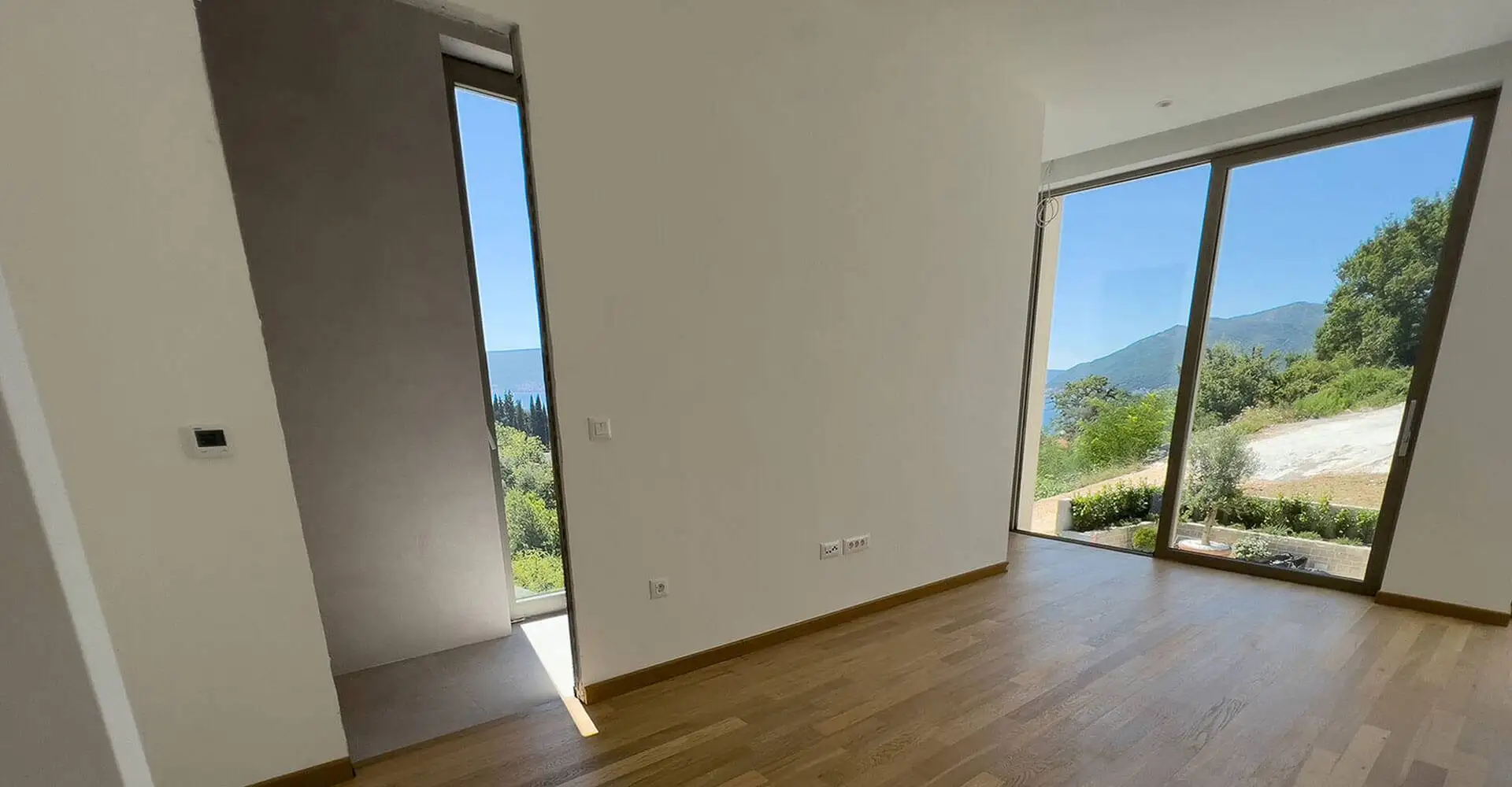 Townhouse 241m² in Montenegro, Tivat. Priced at 610000€ rent photo-18