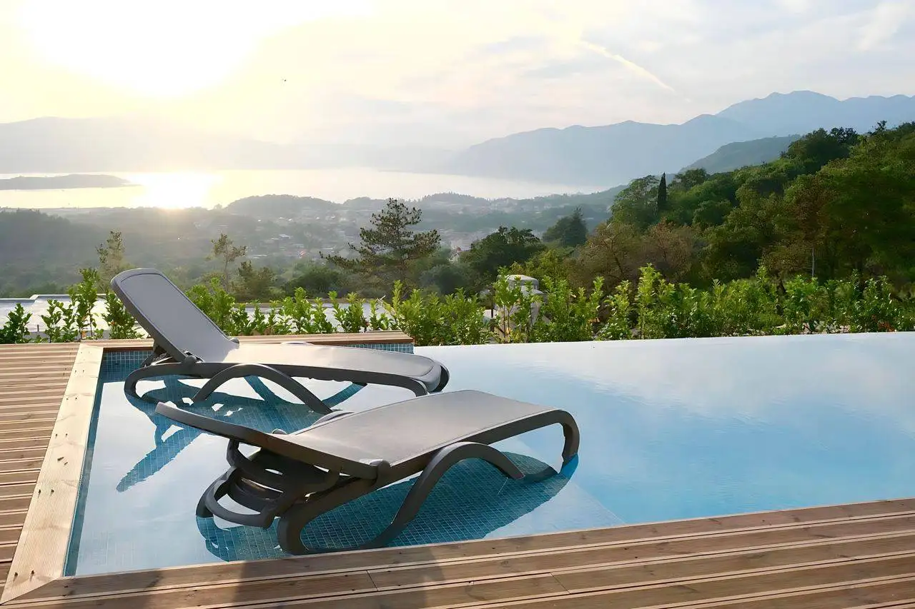 Villa 1m² in Montenegro, Kotor. Priced at 600000€ rent photo-4