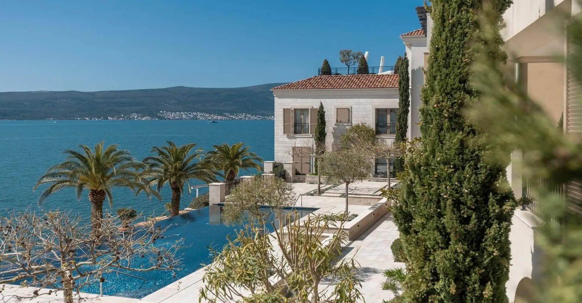 Flat 77m² in Montenegro, Tivat. Priced at 731500€ rent photo-1