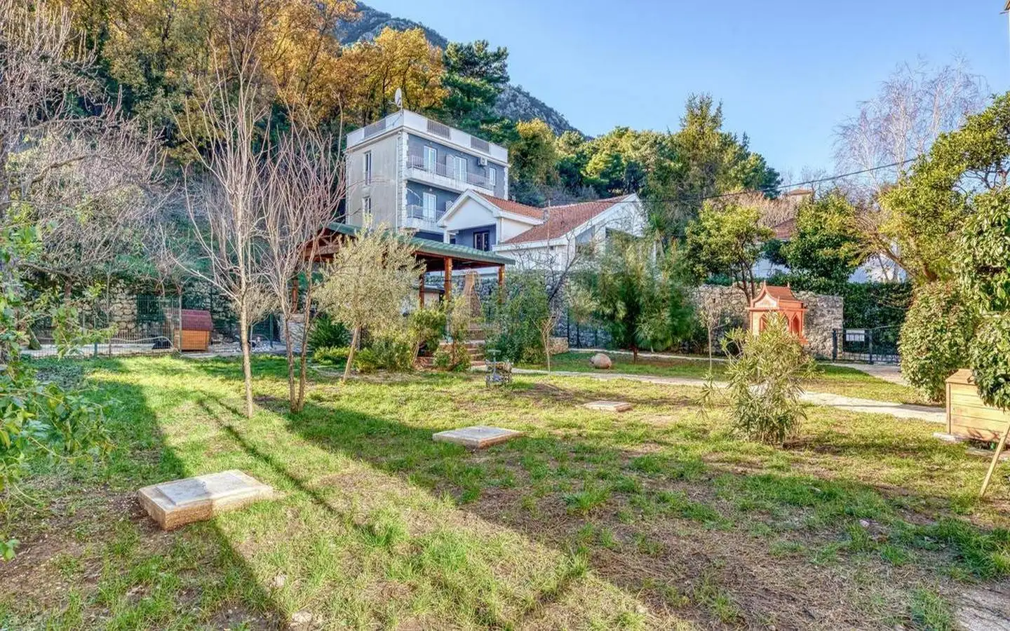 Villa 112m² in Montenegro, Prcanj. Priced at 1500000€ rent photo-36