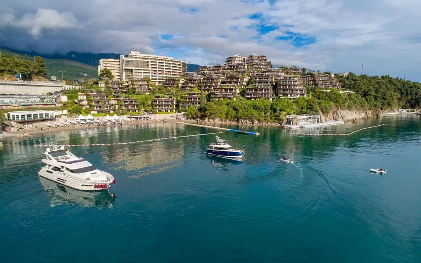 Flat 14043m² in Montenegro, Budva. Priced at 1450000€ rent photo-6