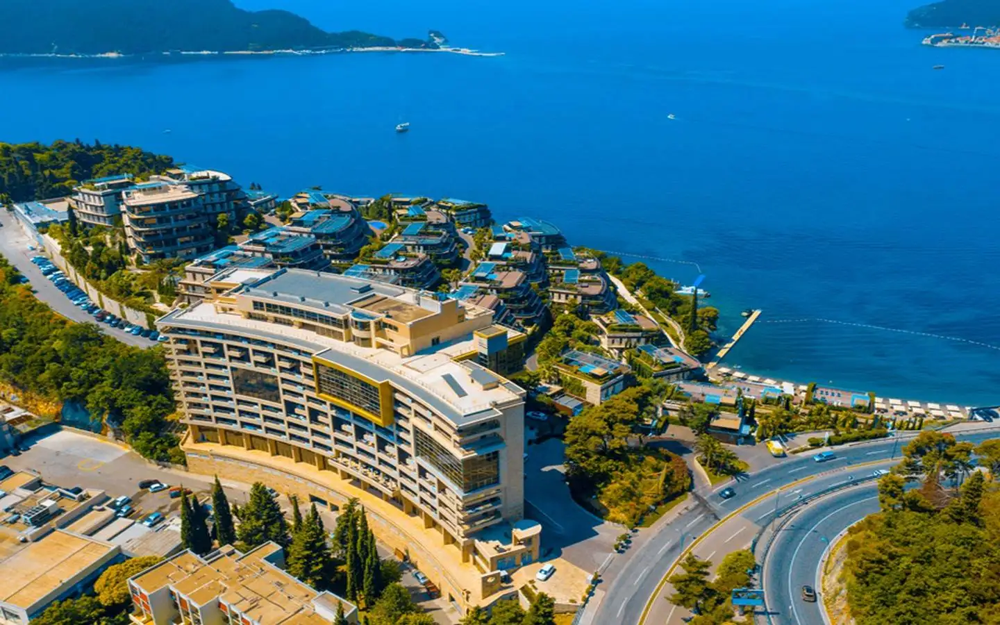 Flat 140m² in Montenegro, Budva. Priced at 1500000€ rent photo-5