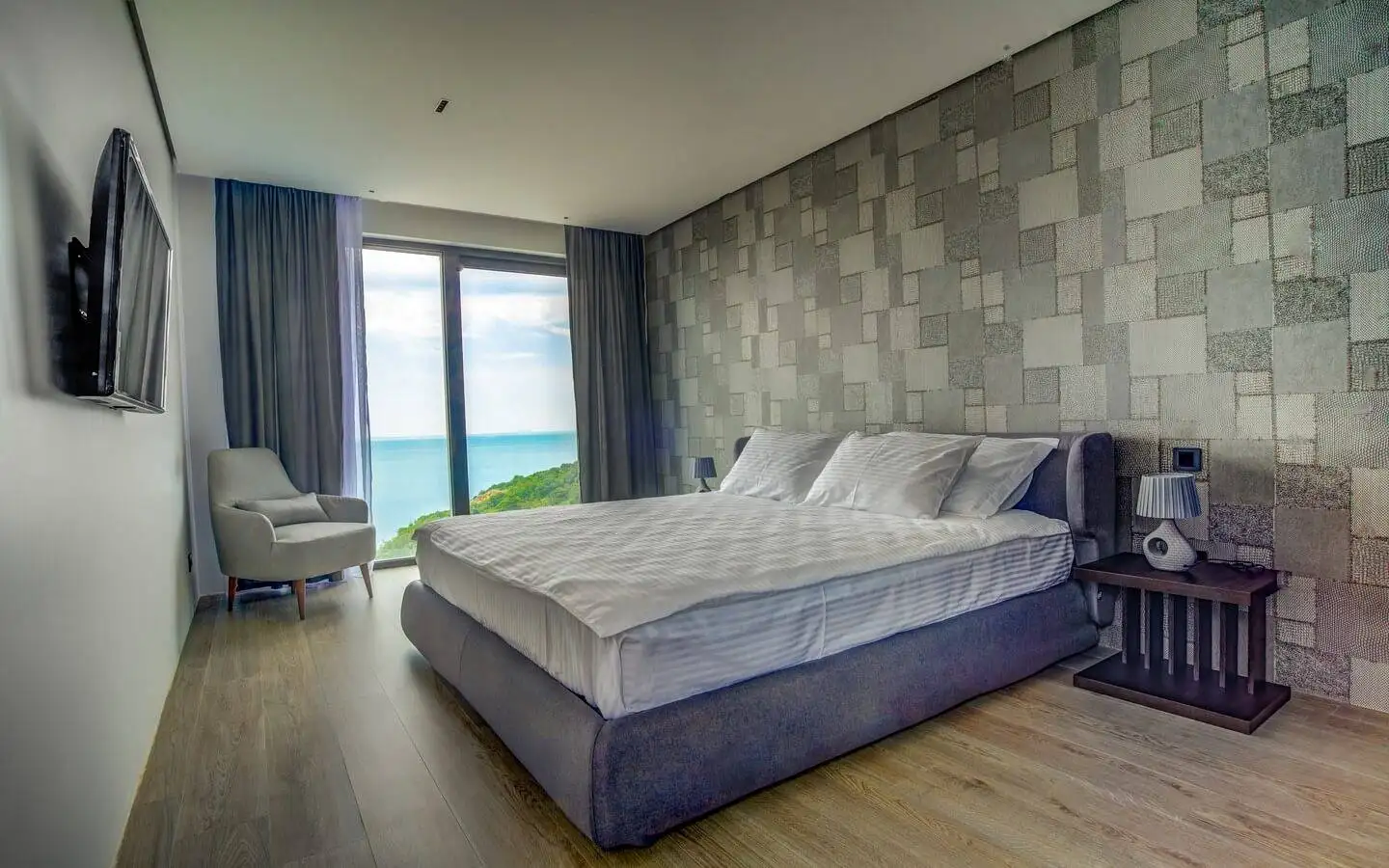 Villa 1133m² in Montenegro, Vidikovac. Priced at 3000000€ rent photo-23