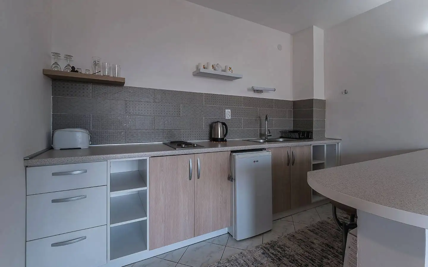 Hotels 700m² in Montenegro, Petrovac. Priced at 745000€ rent photo-10