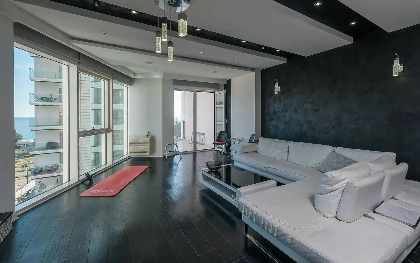 Flat 104m² in Montenegro, Budva. Priced at 500000€ rent photo-4