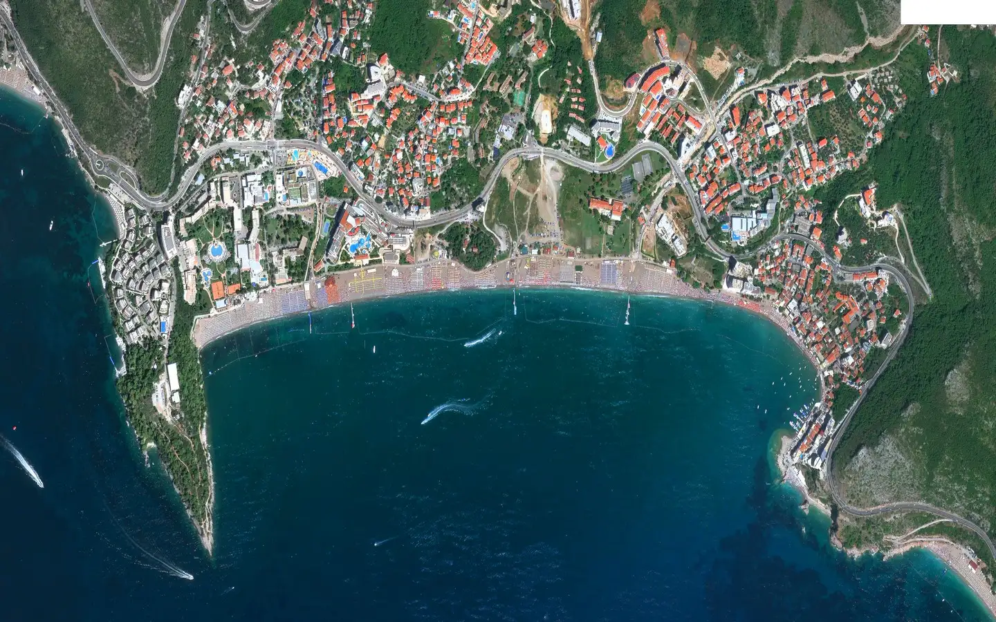 Flat 73m² in Montenegro, Budva. Priced at 384000€ rent photo-4