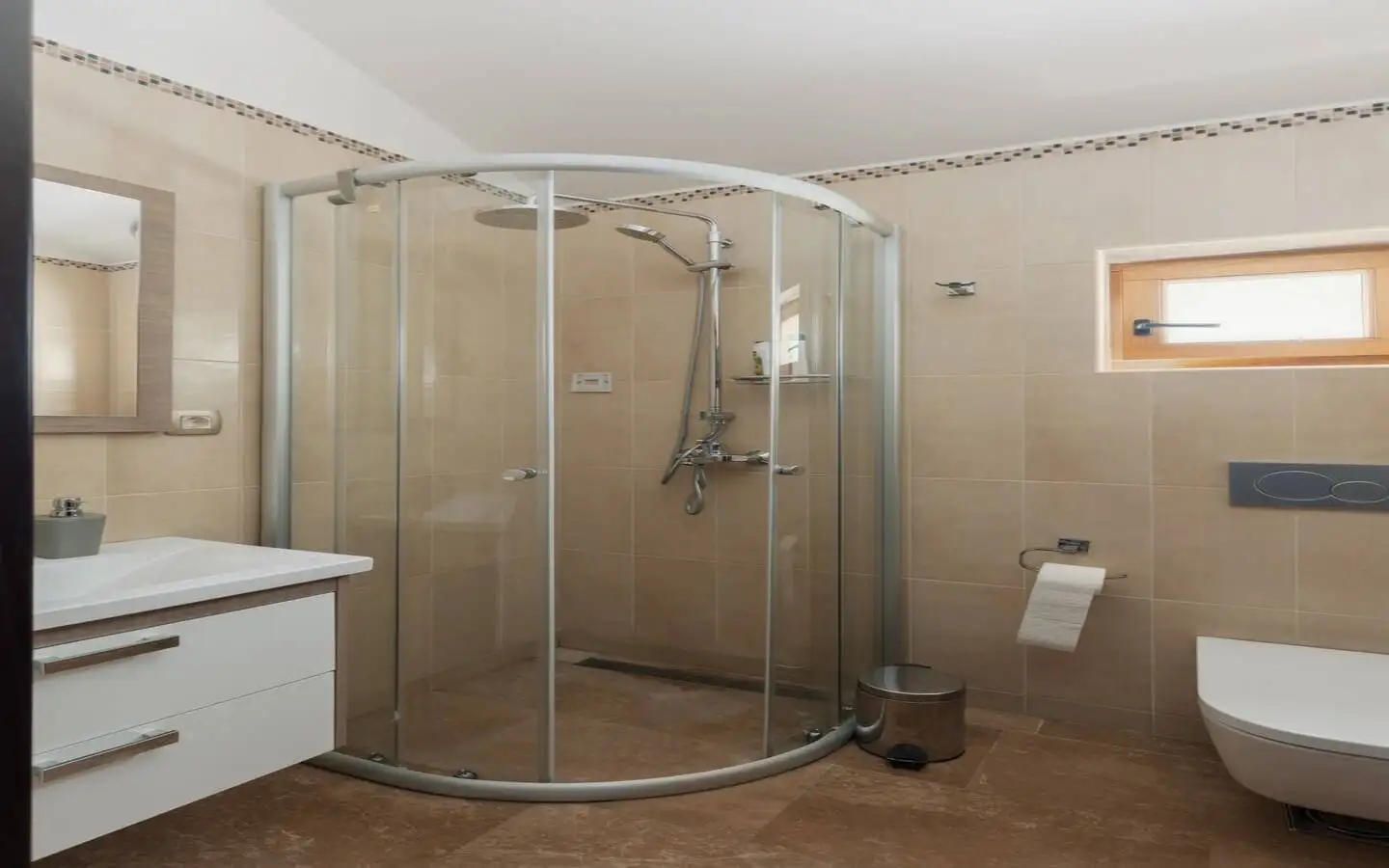 Flat 108m² in Montenegro, Kotor. Priced at 380000€ rent photo-18
