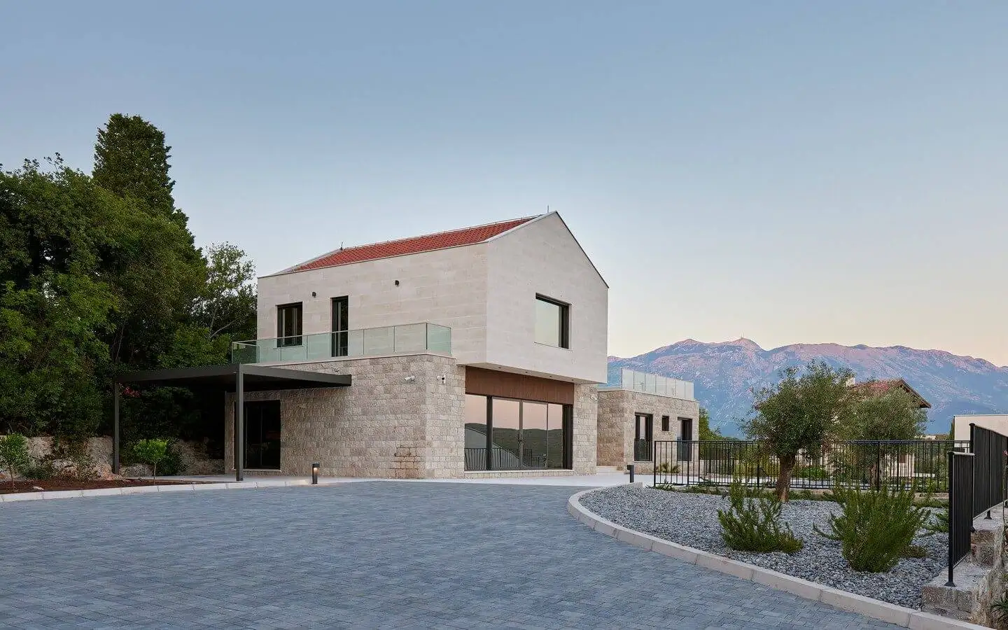 Villa 558m² in Montenegro, Tivat. Priced at 3000000€ rent photo-7