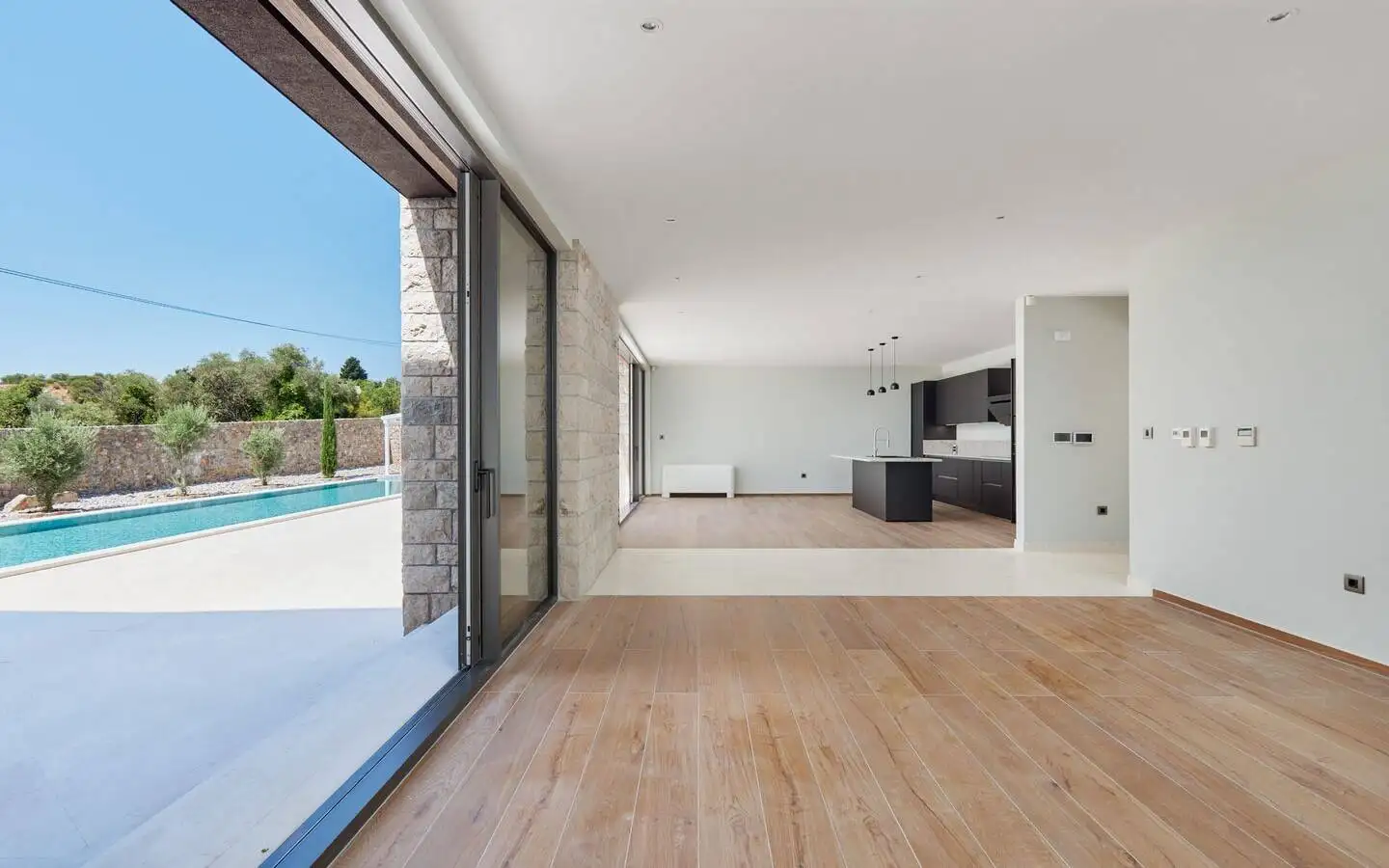 Villa 558m² in Montenegro, Tivat. Priced at 3000000€ rent photo-14