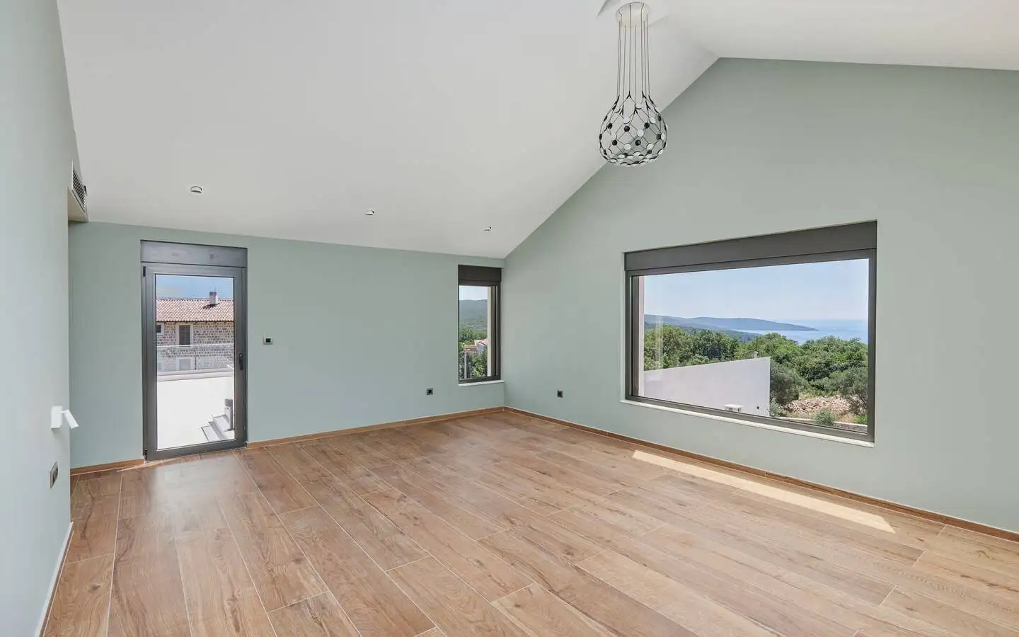 Villa 558m² in Montenegro, Tivat. Priced at 3000000€ rent photo-24