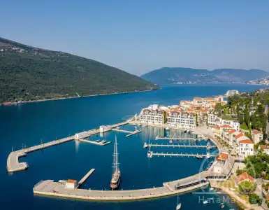 Buy in Montenegro for 1225000€