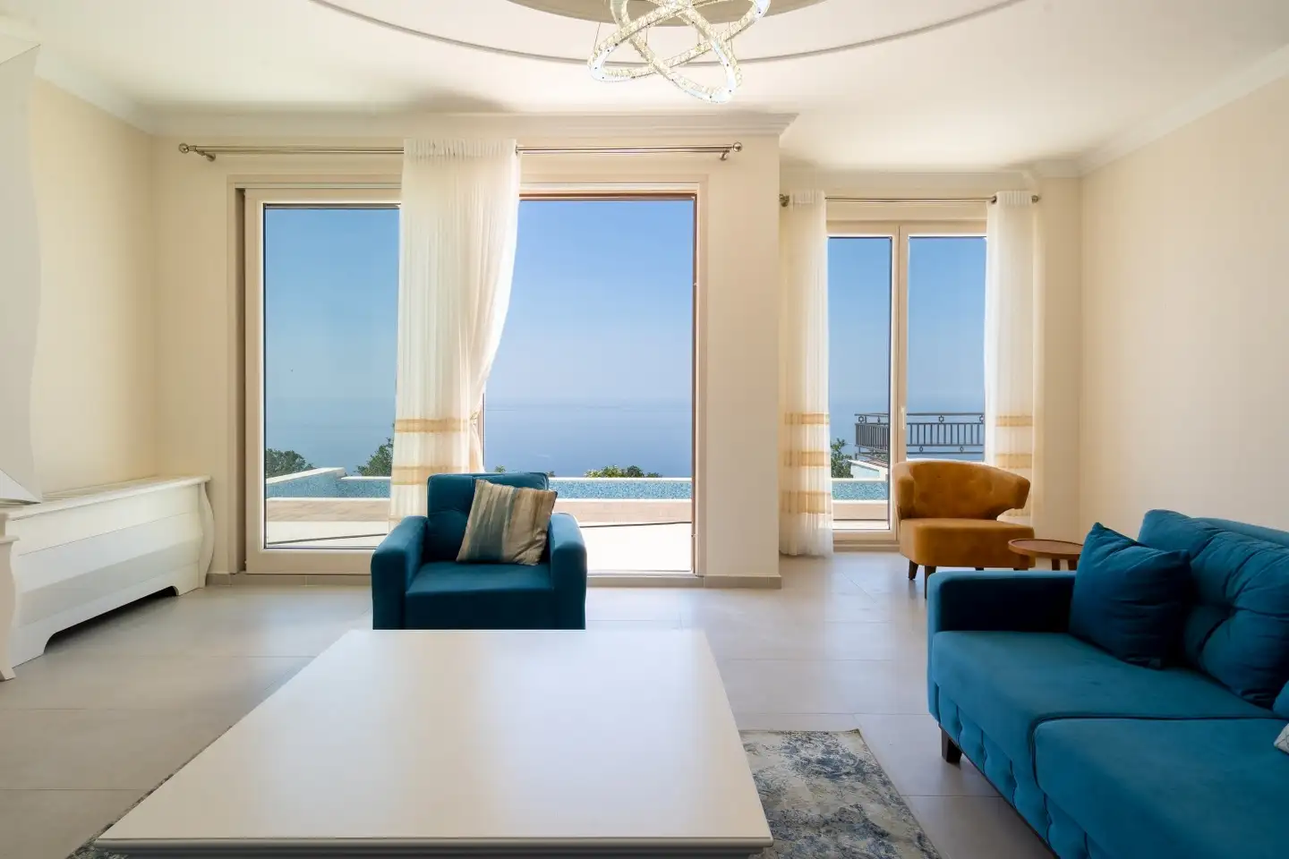 Villa 605m² in Montenegro, Rezevici. Priced at 1600000€ rent photo-7