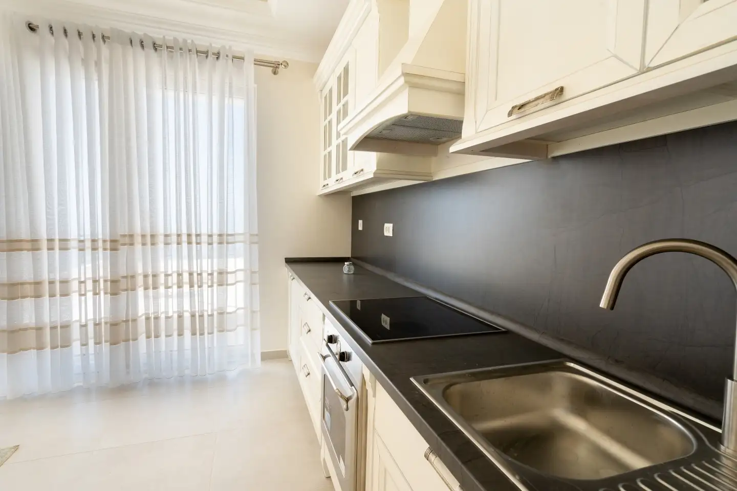 Villa 605m² in Montenegro, Rezevici. Priced at 1600000€ rent photo-11