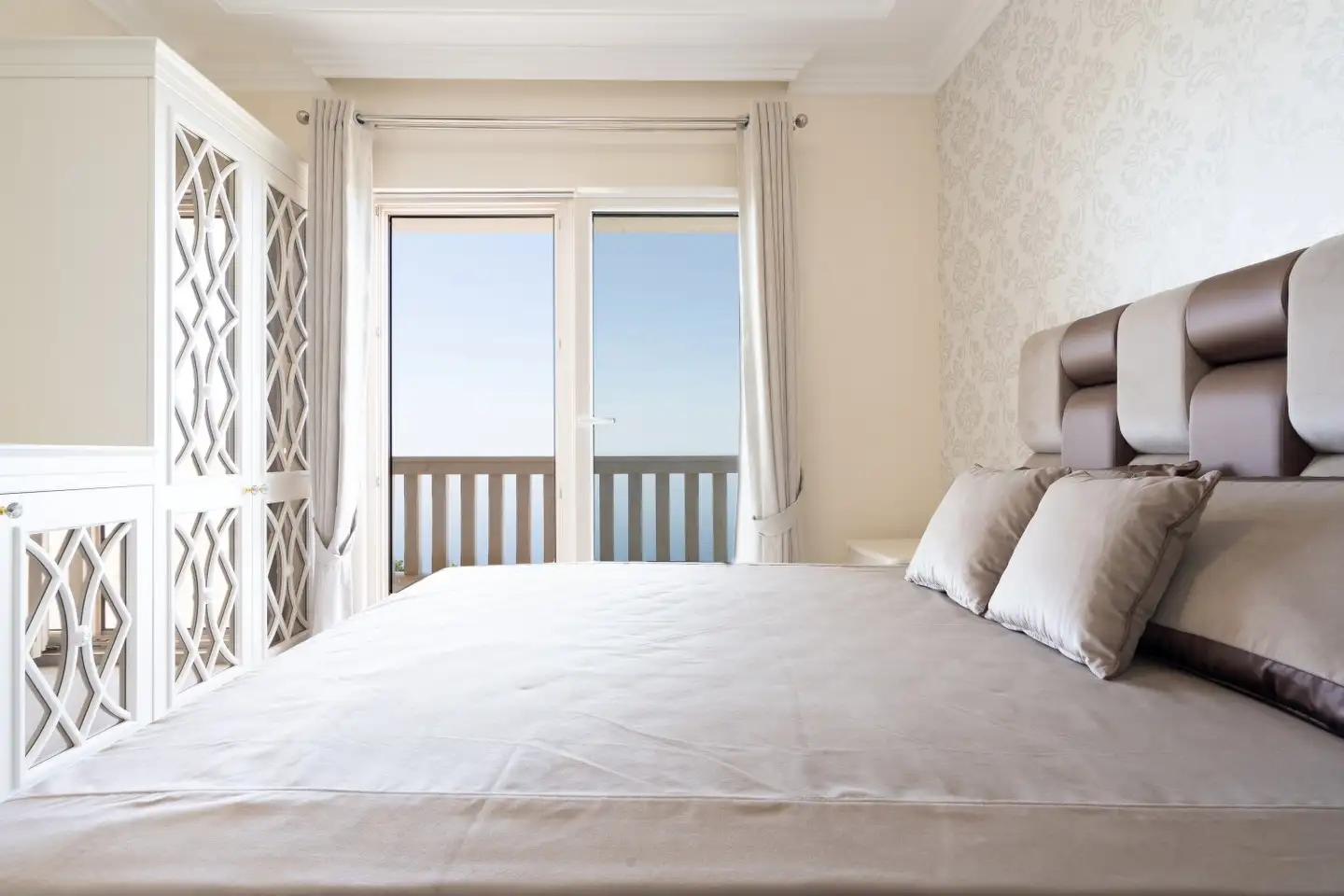 Villa 605m² in Montenegro, Rezevici. Priced at 1600000€ rent photo-12