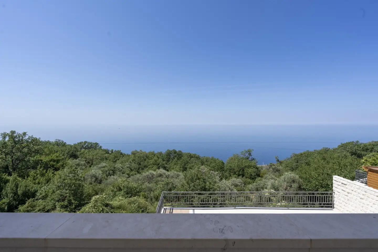 Villa 605m² in Montenegro, Rezevici. Priced at 1600000€ rent photo-27