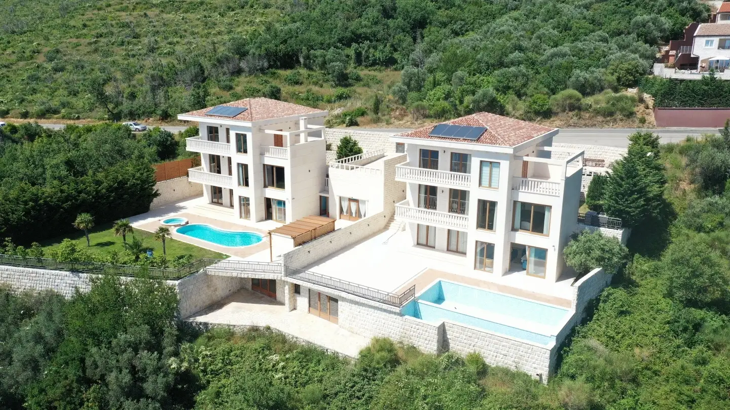 Villa 605m² in Montenegro, Rezevici. Priced at 1600000€ rent photo-31