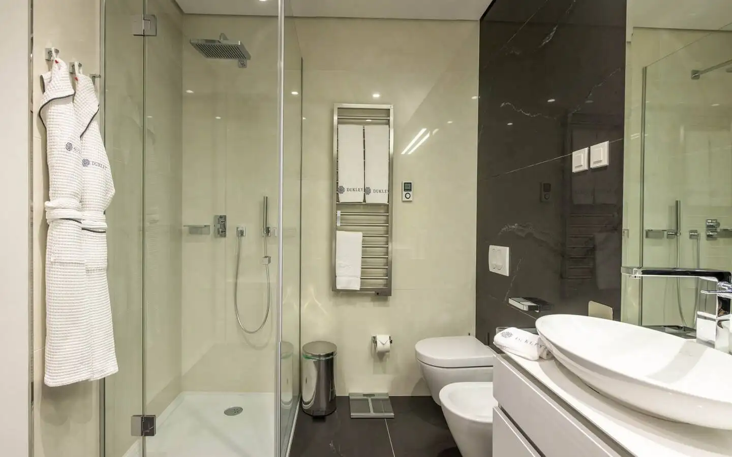 Flat 95m² in Montenegro, Budva. Priced at 995000€ rent photo-11