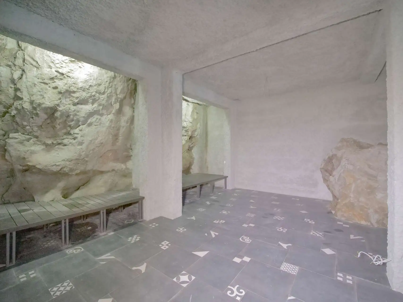 Villa 770m² in Montenegro, Tivat. Priced at 3500000€ rent photo-6