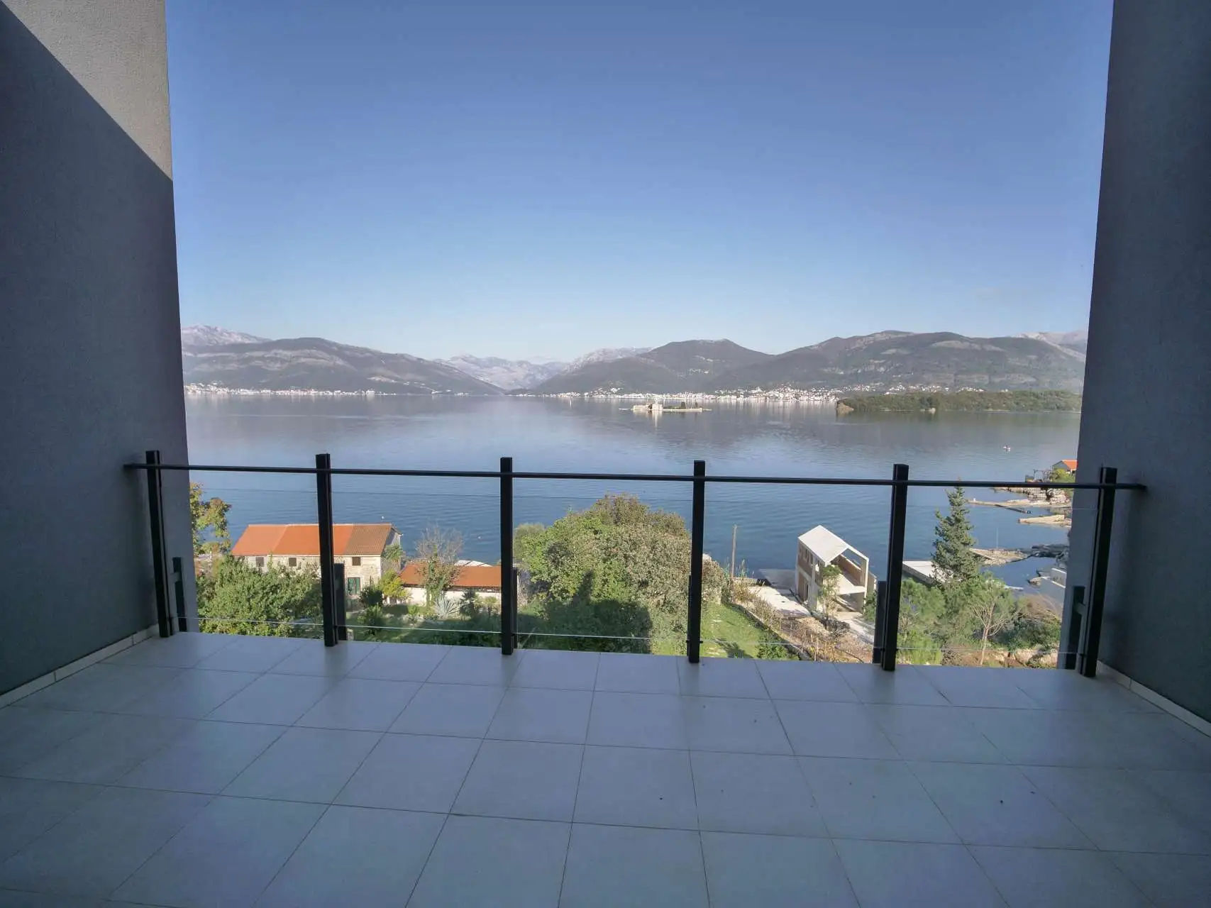 Villa 770m² in Montenegro, Tivat. Priced at 3500000€ rent photo-12