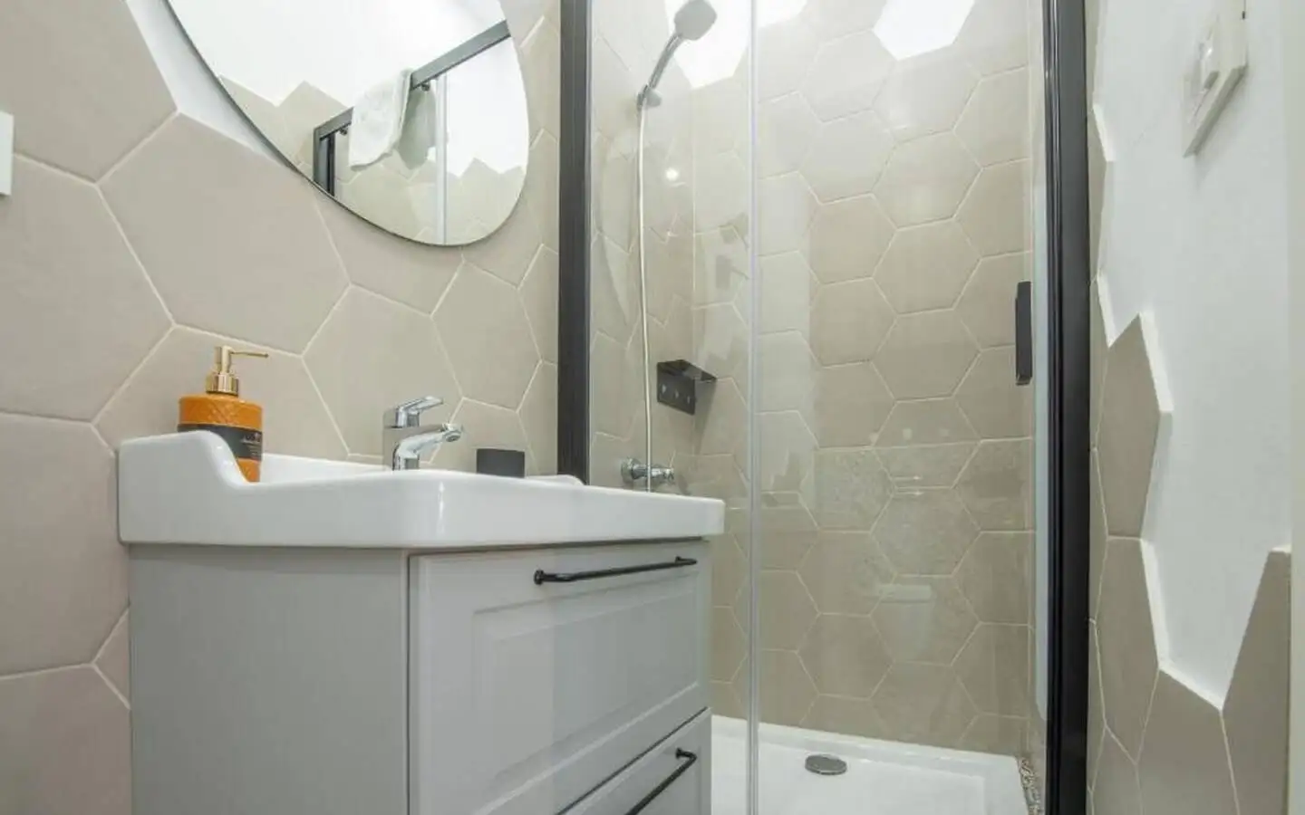 Other Properties 267m² in Montenegro, Stari Bar. Priced at 1000000€ rent photo-8