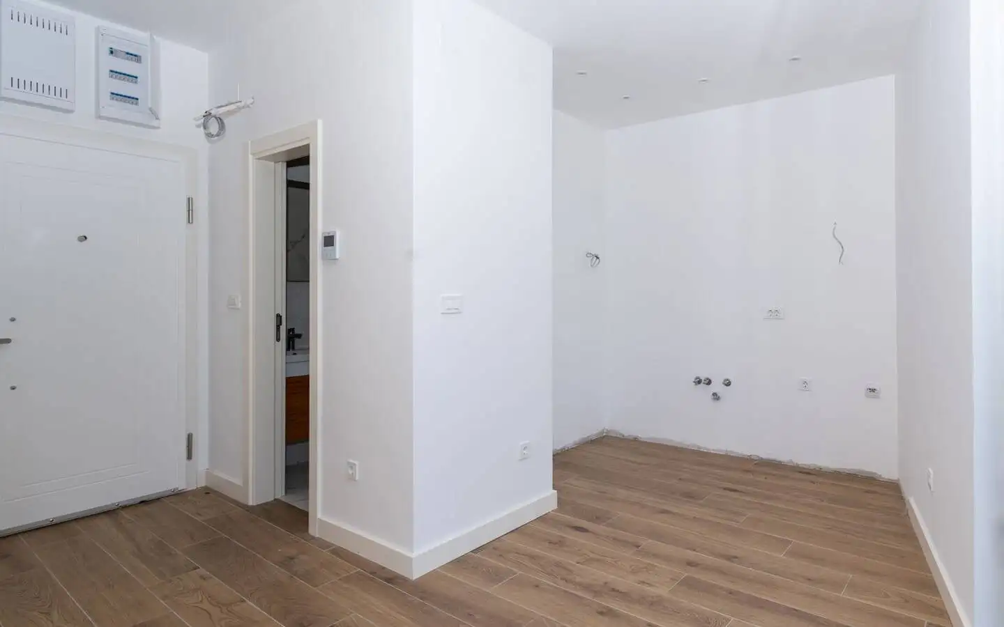Flat 57m² in Montenegro, Tivat. Priced at 215000€ rent photo-2