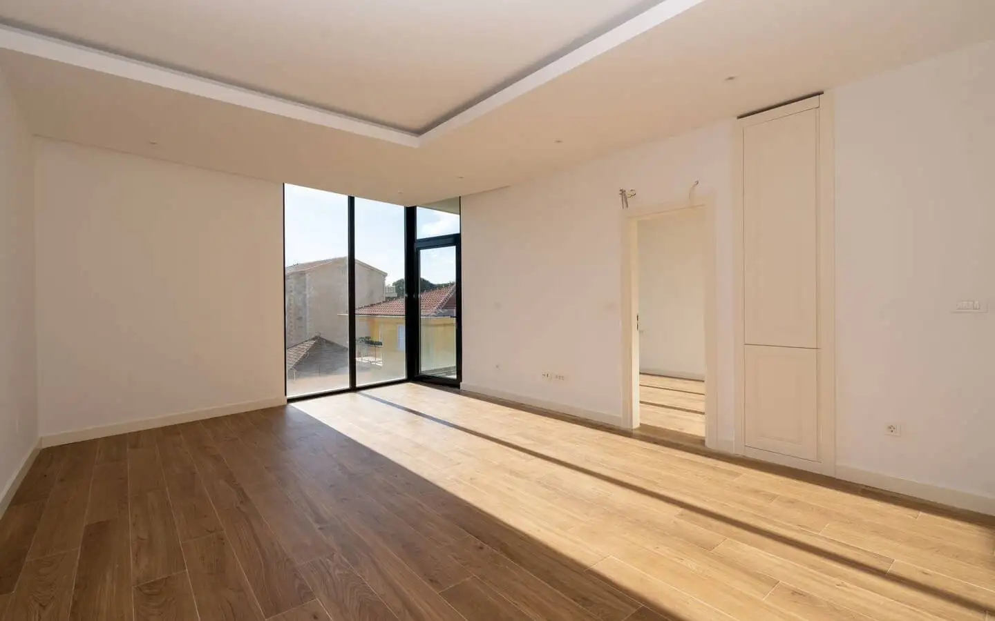 Flat 57m² in Montenegro, Tivat. Priced at 215000€ rent photo-3