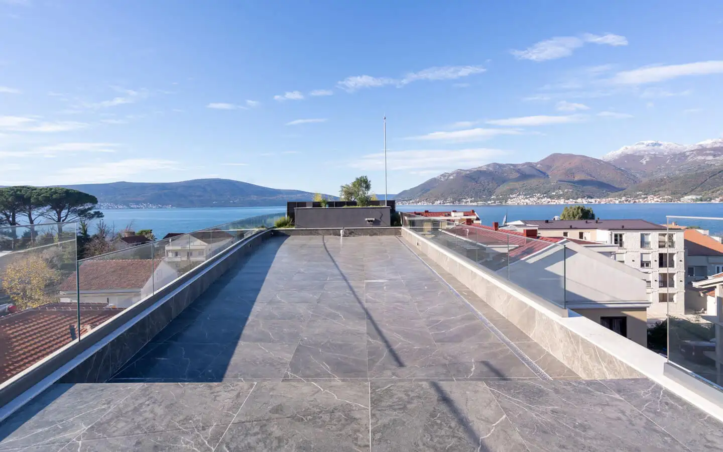 Penthouse 88m² in Montenegro, Tivat. Priced at 880000€ rent photo-9