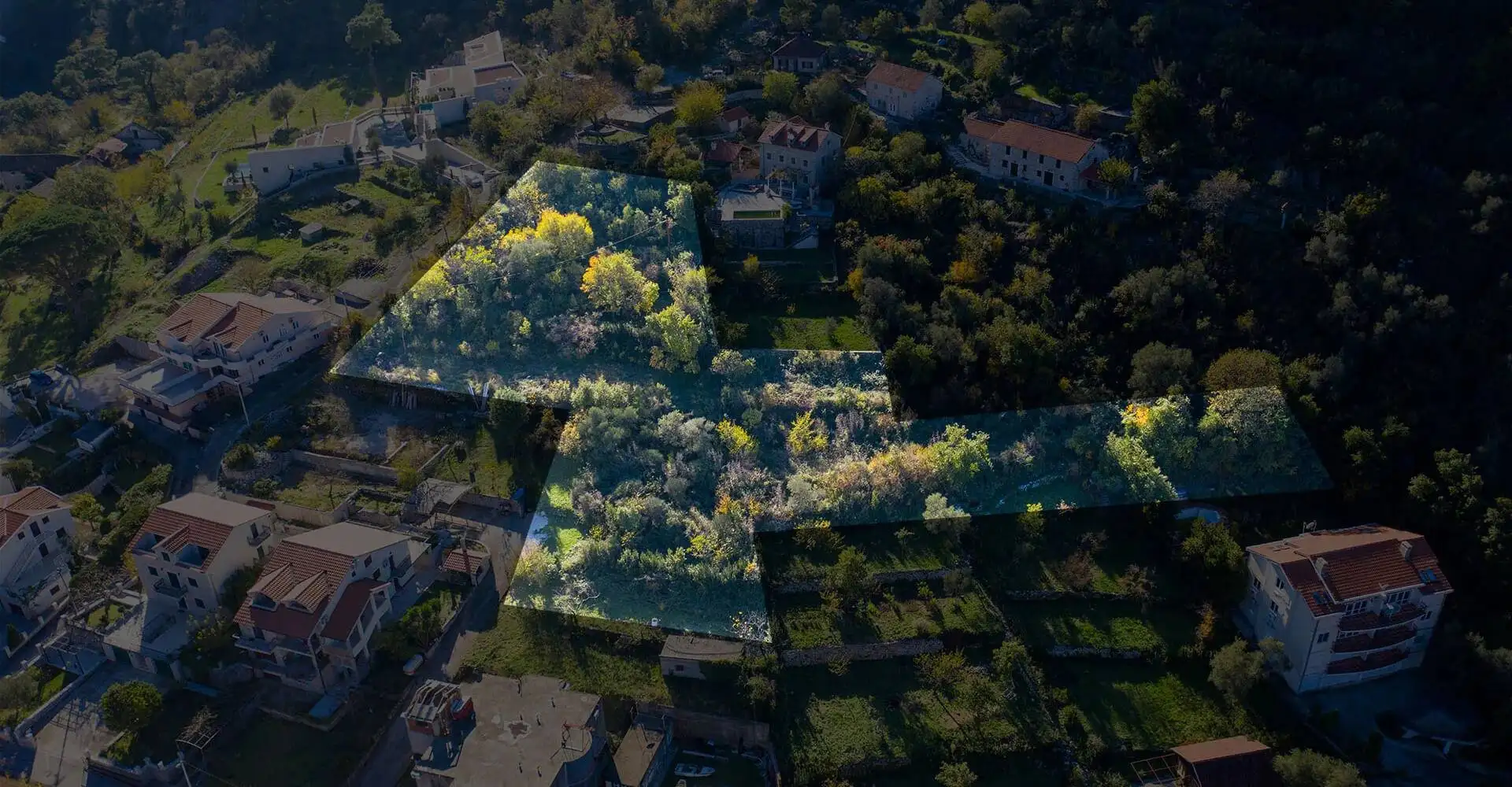 Land 1m² in Montenegro, Prcanj. Priced at 853400€ rent photo-1