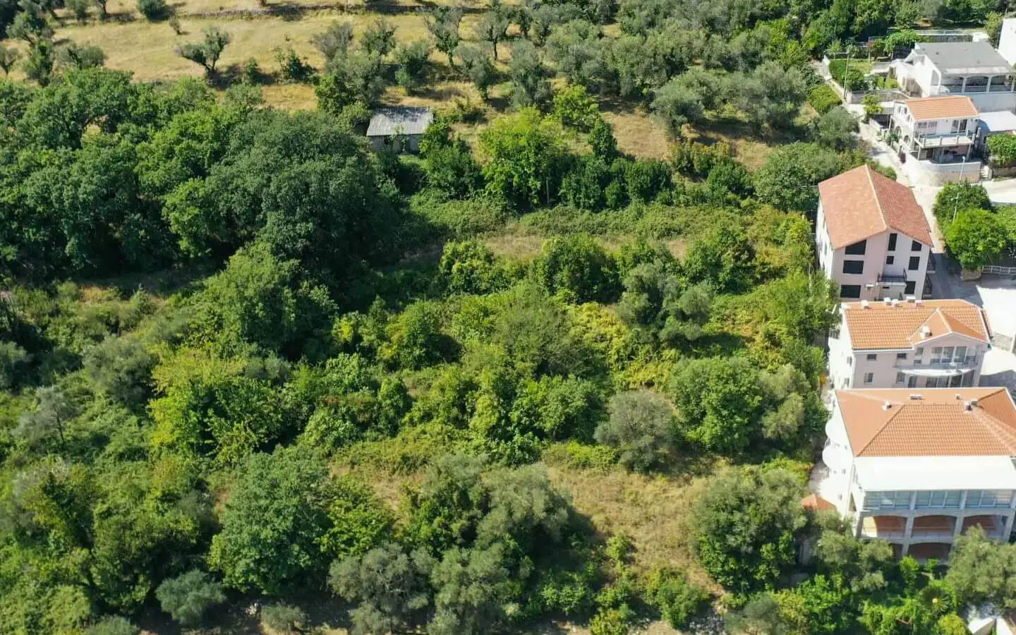 Land 1m² in Montenegro, Prcanj. Priced at 584600€ rent photo-5
