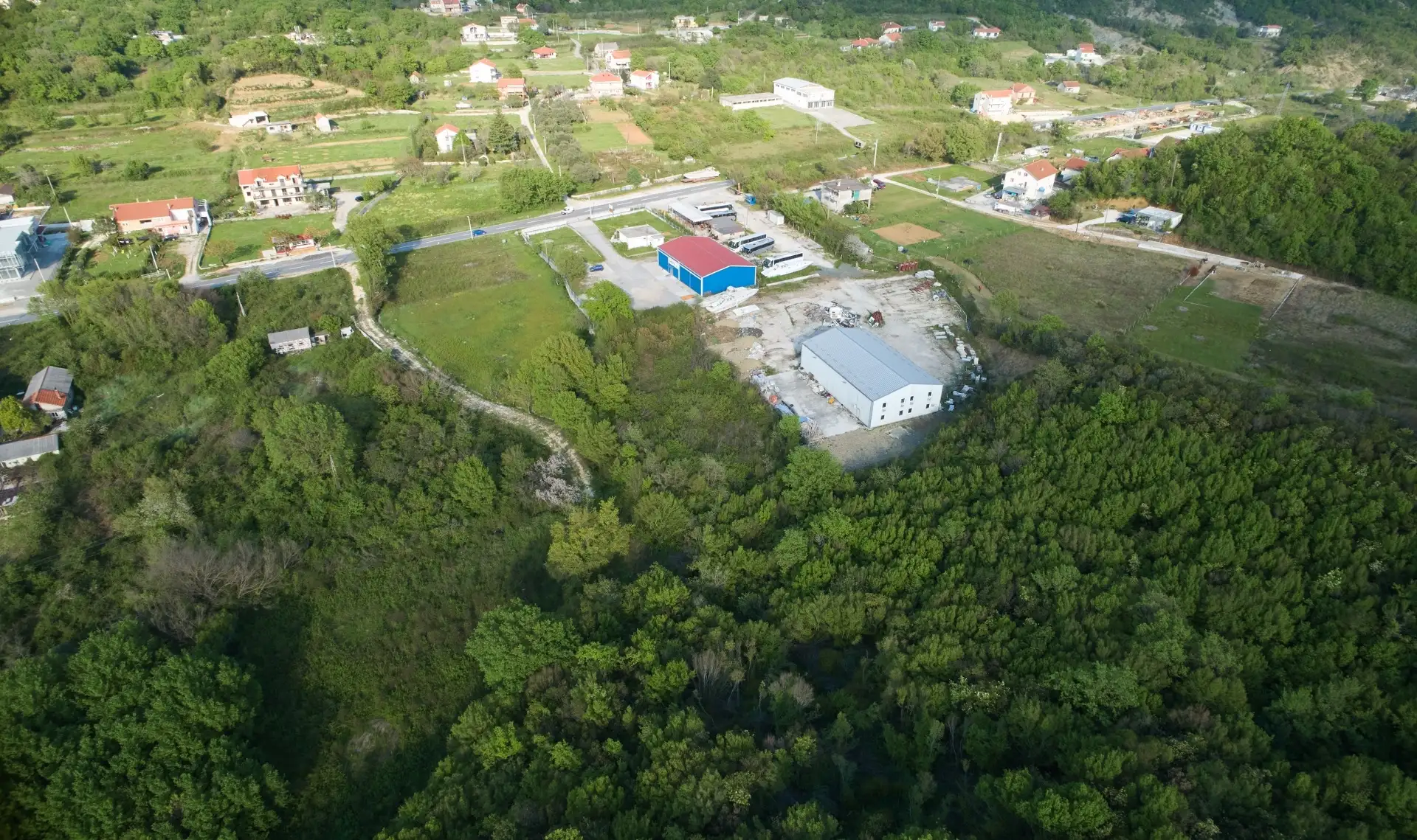 Land 1m² in Montenegro, Radanovici. Priced at 265000€ rent photo-4
