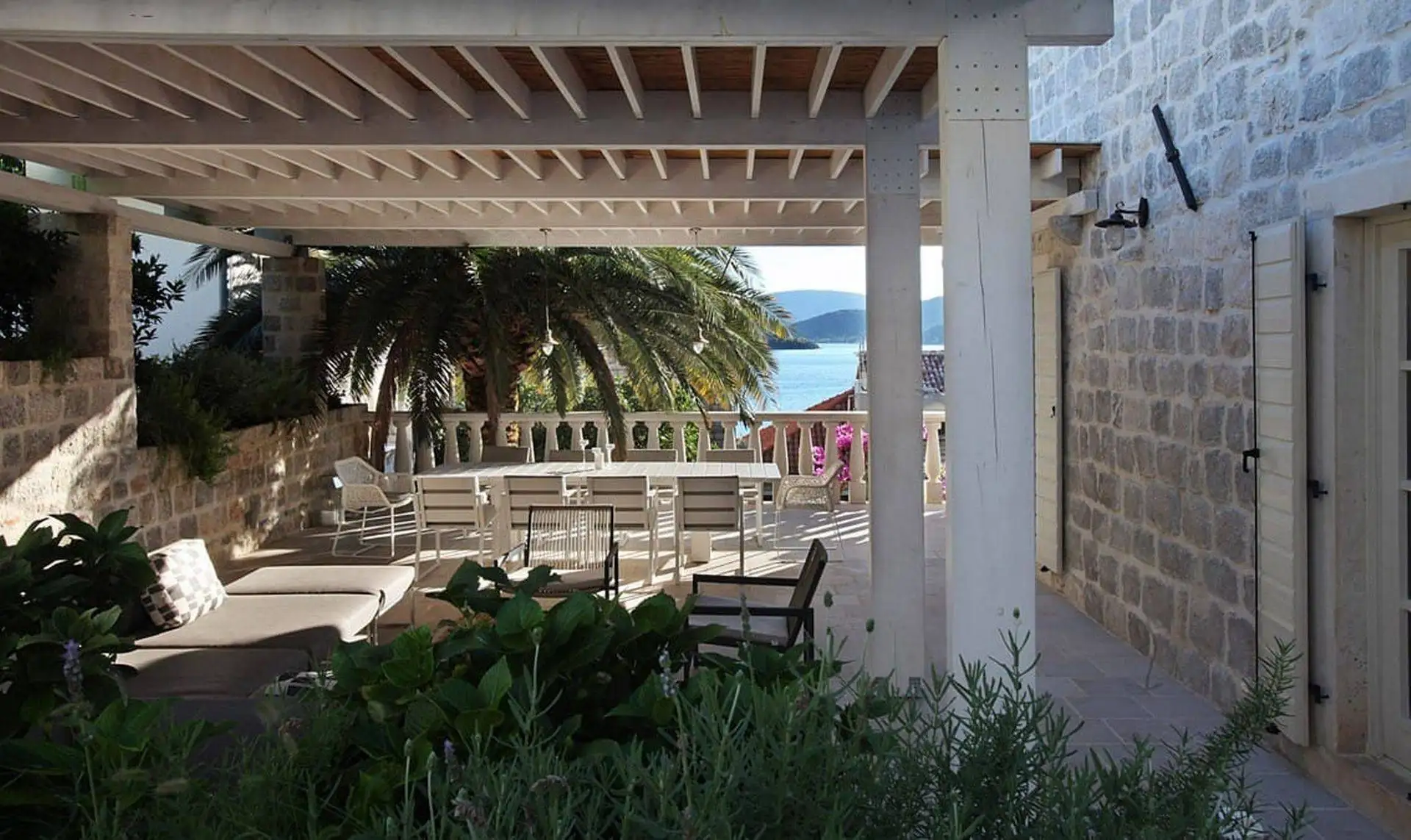 Villa 273m² in Montenegro, Perast. Priced at 2500000€ rent photo-4