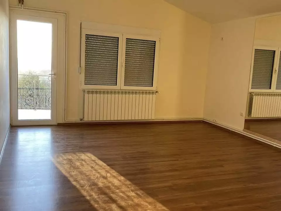 House 222m² in Montenegro, Zaljevo. Priced at 290000€ rent photo-7