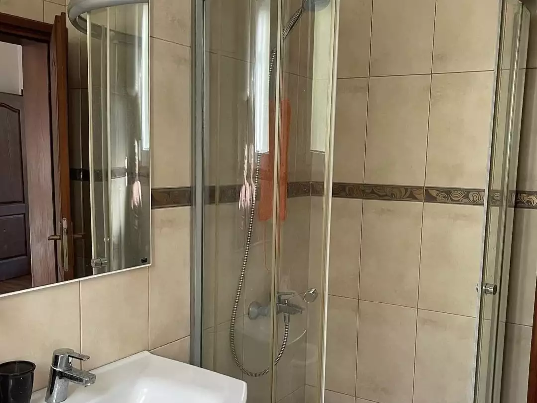 House 222m² in Montenegro, Zaljevo. Priced at 290000€ rent photo-12
