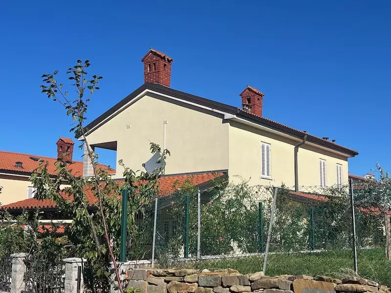 House 205m² in Slovenia, Koper. Priced at 580000€ rent photo-1