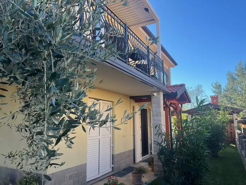 House 205m² in Slovenia, Koper. Priced at 580000€ rent photo-4