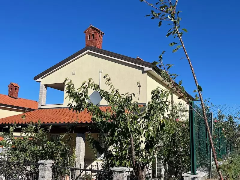 House 205m² in Slovenia, Koper. Priced at 580000€ rent photo-5