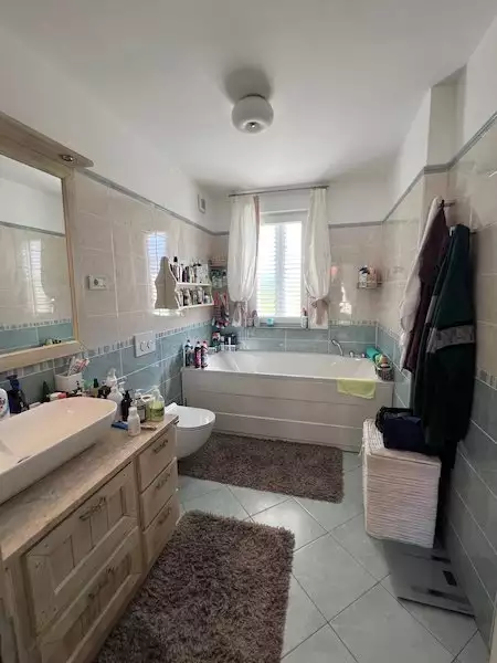 House 205m² in Slovenia, Koper. Priced at 580000€ rent photo-11