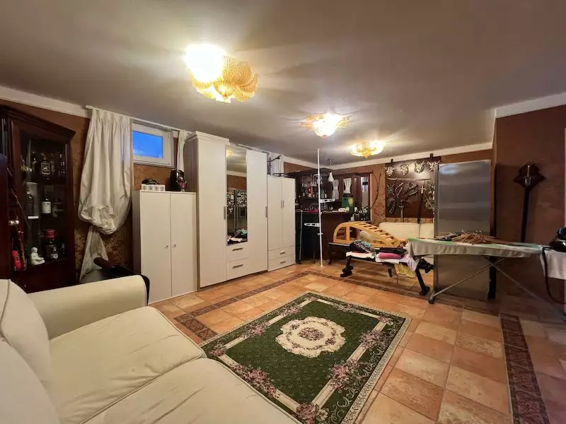 House 205m² in Slovenia, Koper. Priced at 580000€ rent photo-22