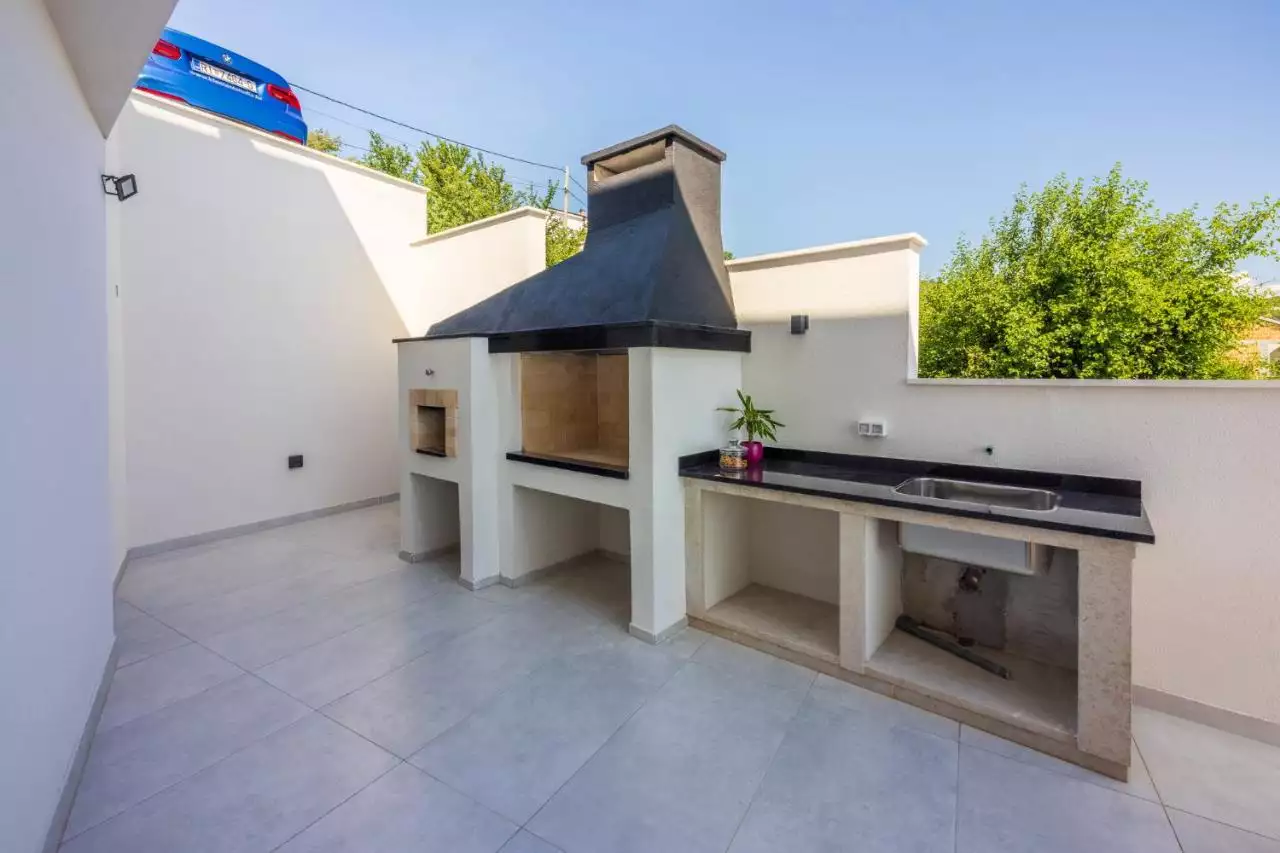 House 200m² in Croatia, Crikvenica. Priced at 1350000€ rent photo-12