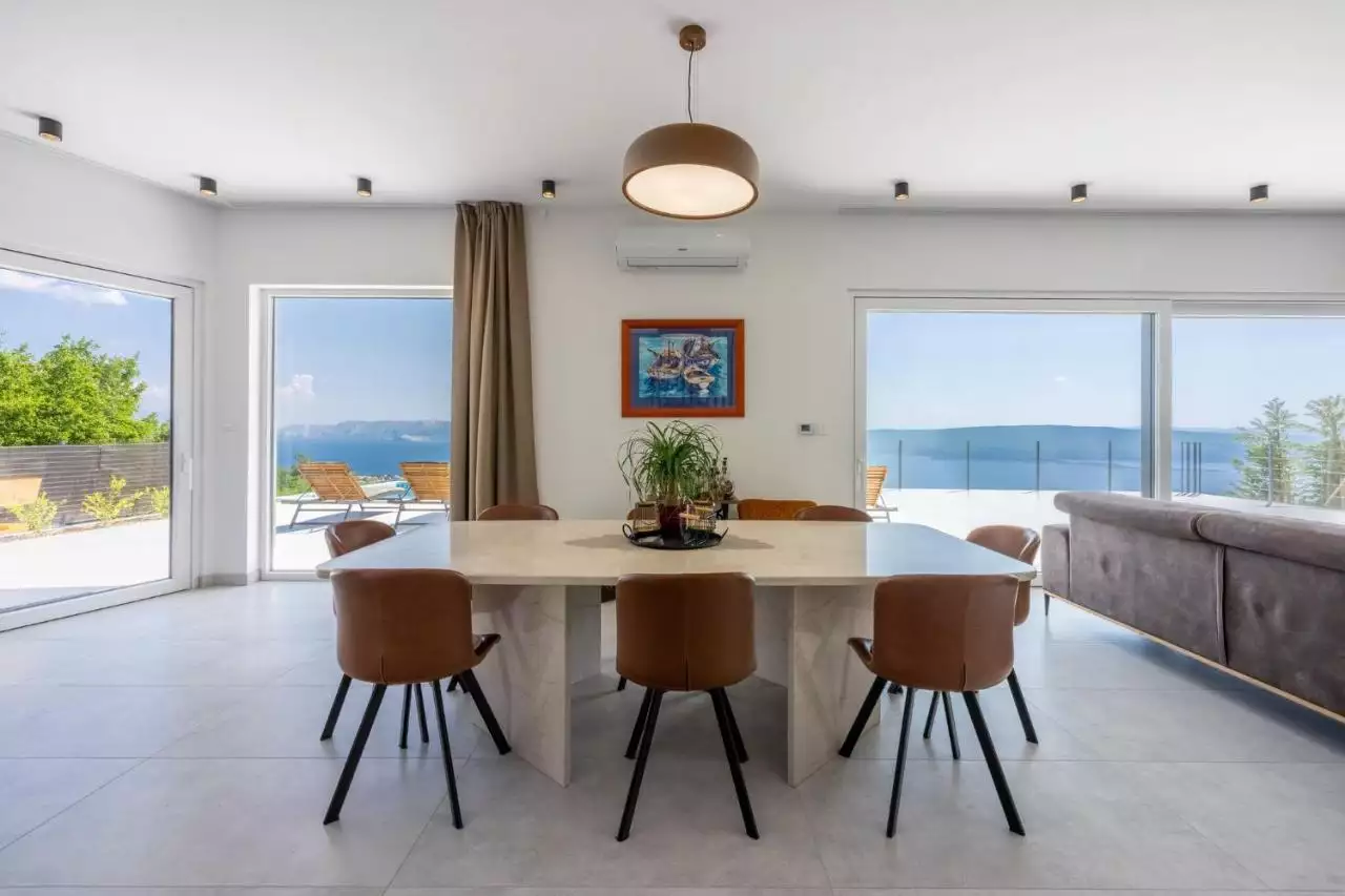 House 200m² in Croatia, Crikvenica. Priced at 1350000€ rent photo-25
