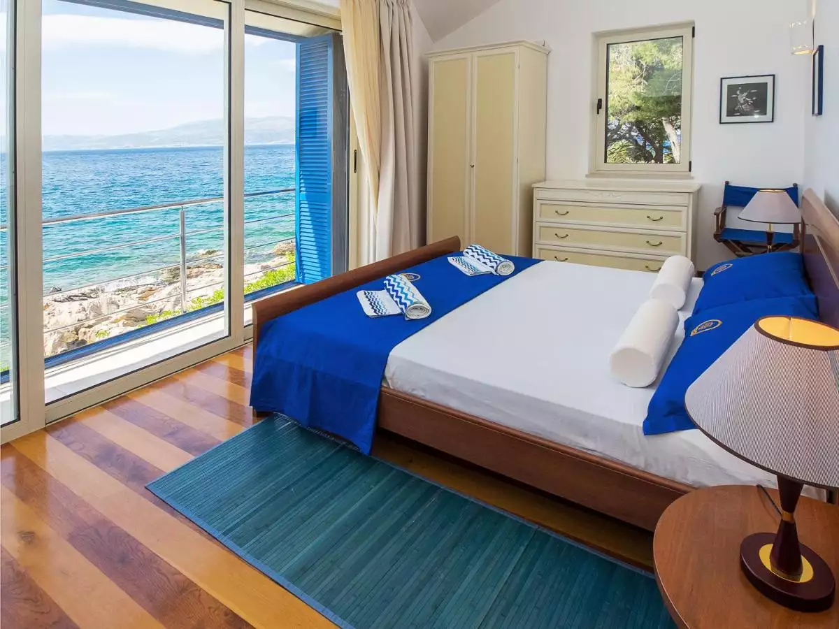House 192m² in Croatia, Brac. Priced at 1800000€ rent photo-9
