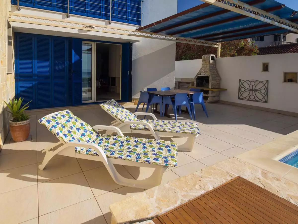 House 192m² in Croatia, Brac. Priced at 1800000€ rent photo-19