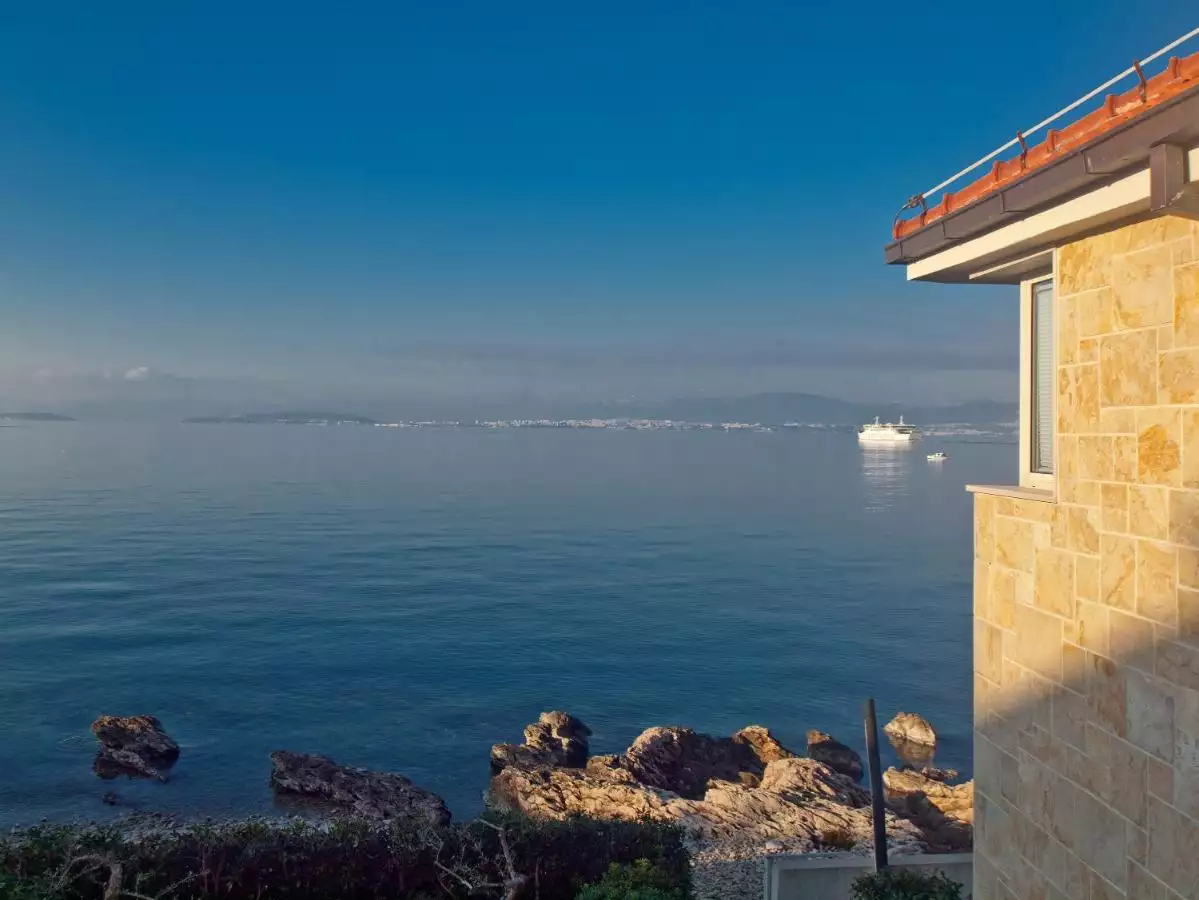 House 192m² in Croatia, Brac. Priced at 1800000€ rent photo-20