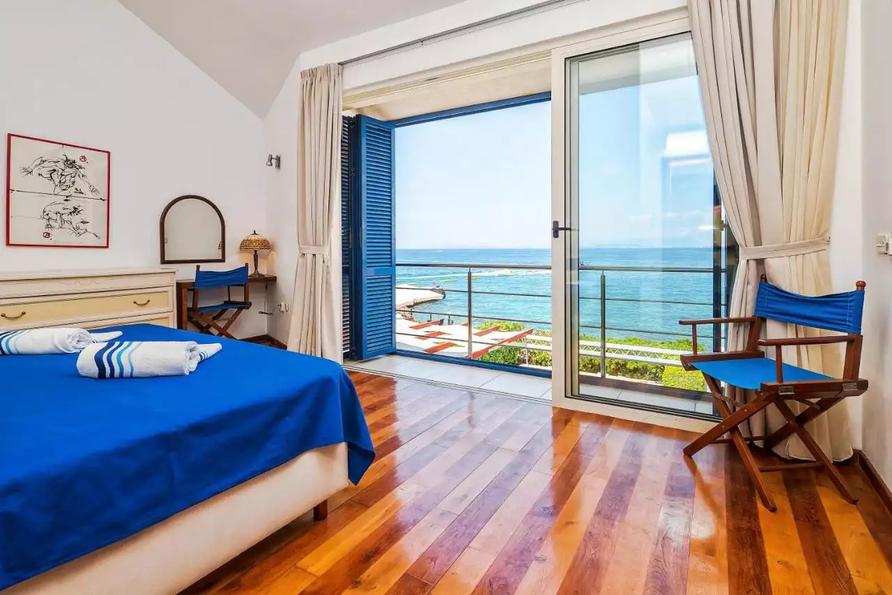 House 192m² in Croatia, Brac. Priced at 1800000€ rent photo-27