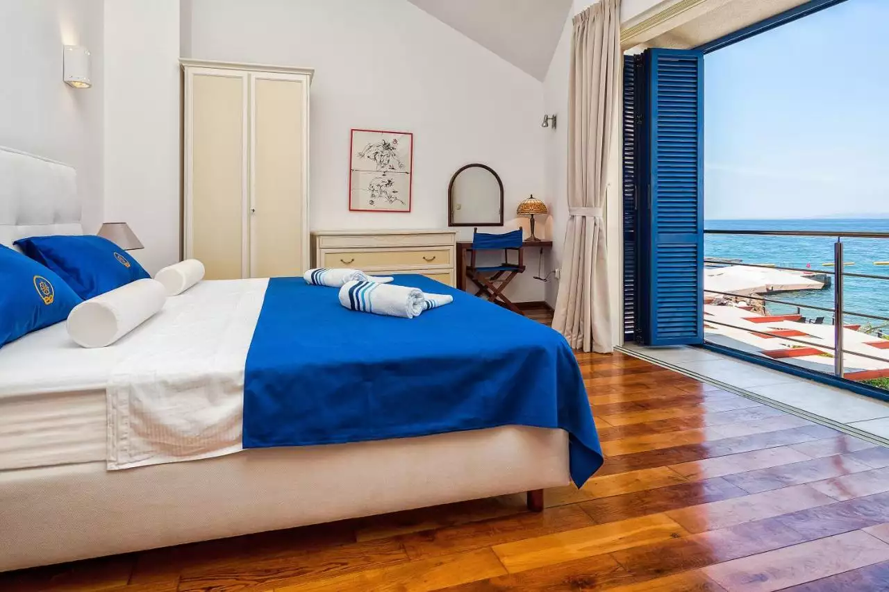 House 192m² in Croatia, Brac. Priced at 1800000€ rent photo-30