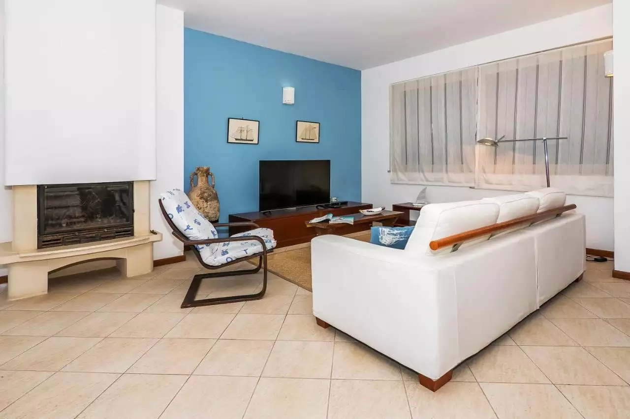 House 192m² in Croatia, Brac. Priced at 1800000€ rent photo-31